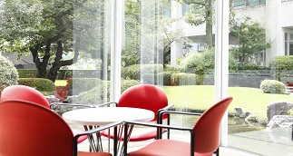 アナリストカバレッジ